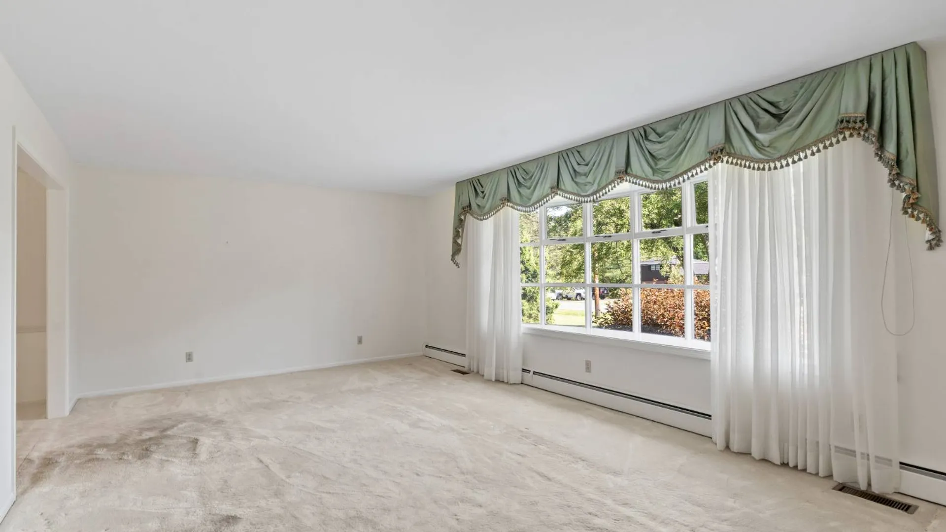 Property at 39 Glenridge Rd, Schenectady, NY 12302 8