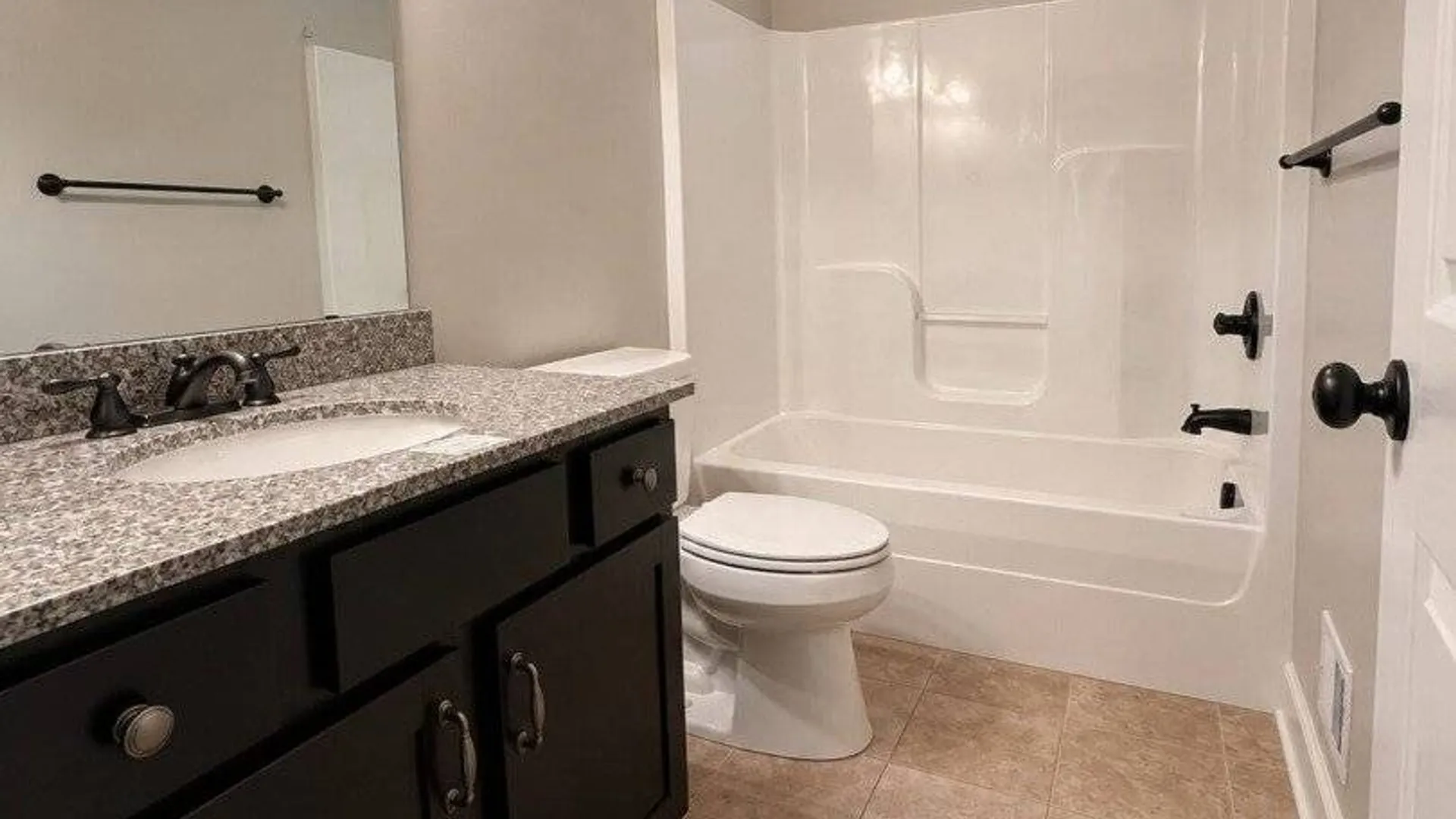 Property at 1012 Gideon Trce, Schenectady, NY 12302 30