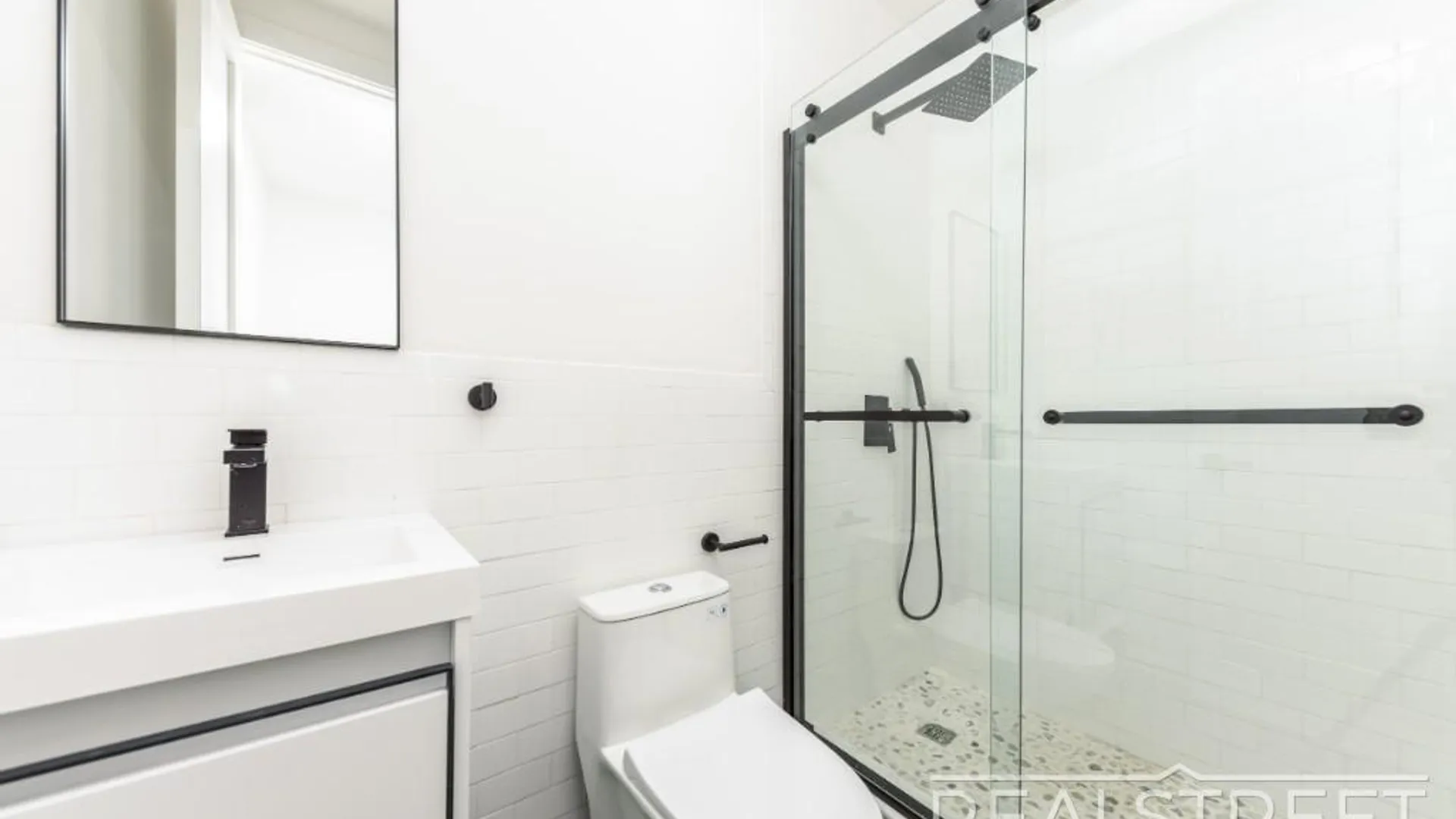 Property at 10 Marconi Pl, BROOKLYN, NY 11233 8