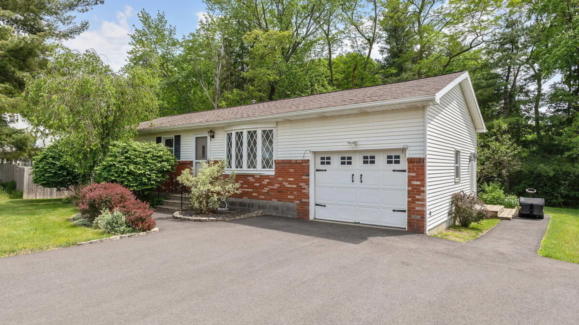 Property at 102 Evans Road, Rotterdam, NY 12306 29