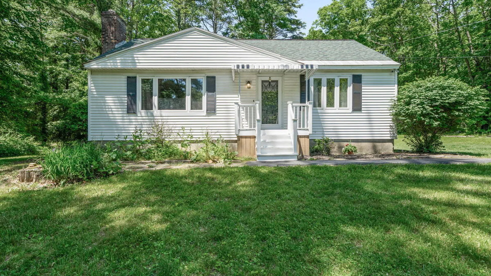 Property at 1130 Sanders Road, Glenville, NY 12302 3