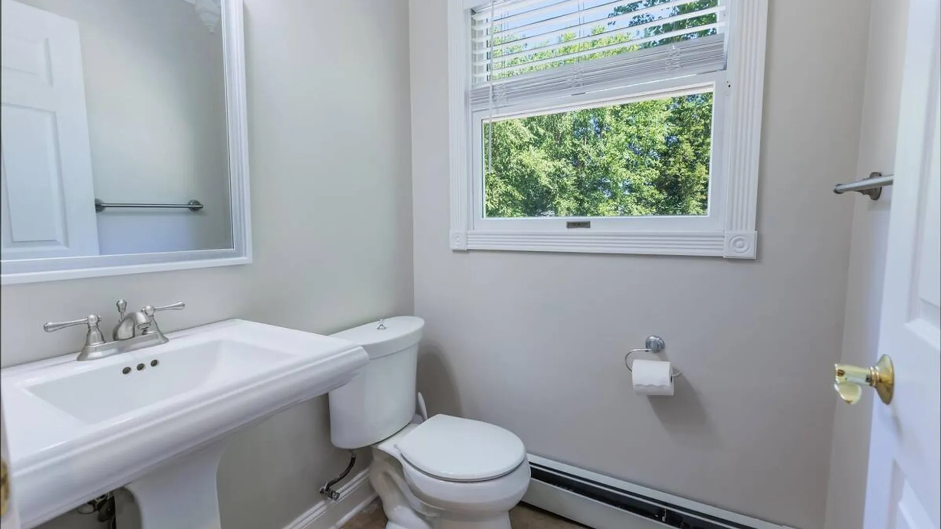 Property at 29 Segatogue Lane, South Setauket, NY 11720 13