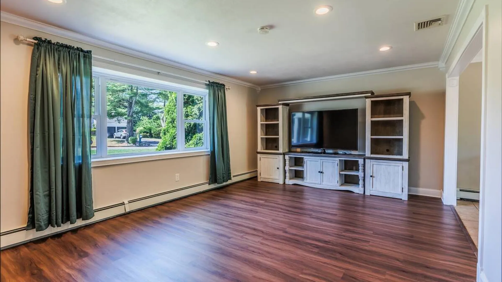 Property at 29 Segatogue Lane, South Setauket, NY 11720 6