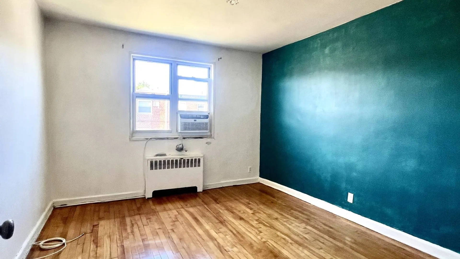 Property at 1087 Shore Pkwy, Brooklyn, NY 11228 6