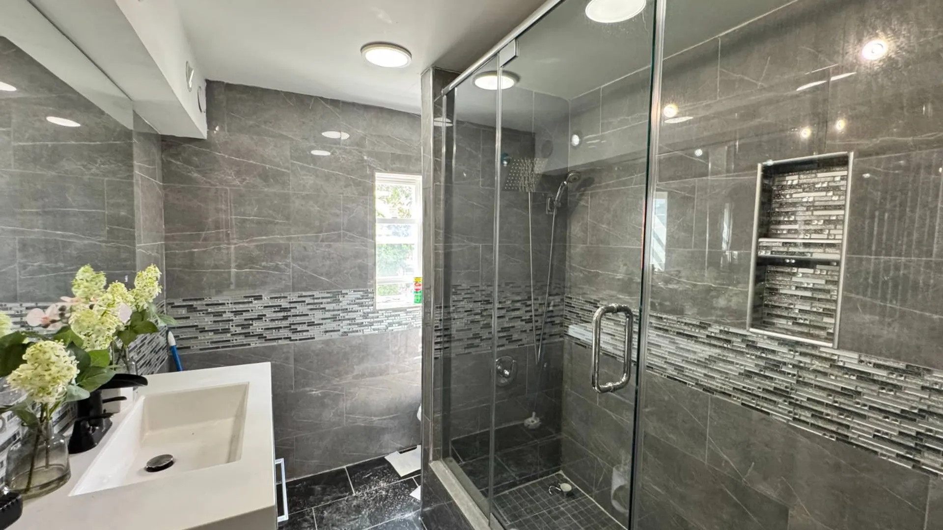 Property at 133-22 228th St, Laurelton, NY 11413 24
