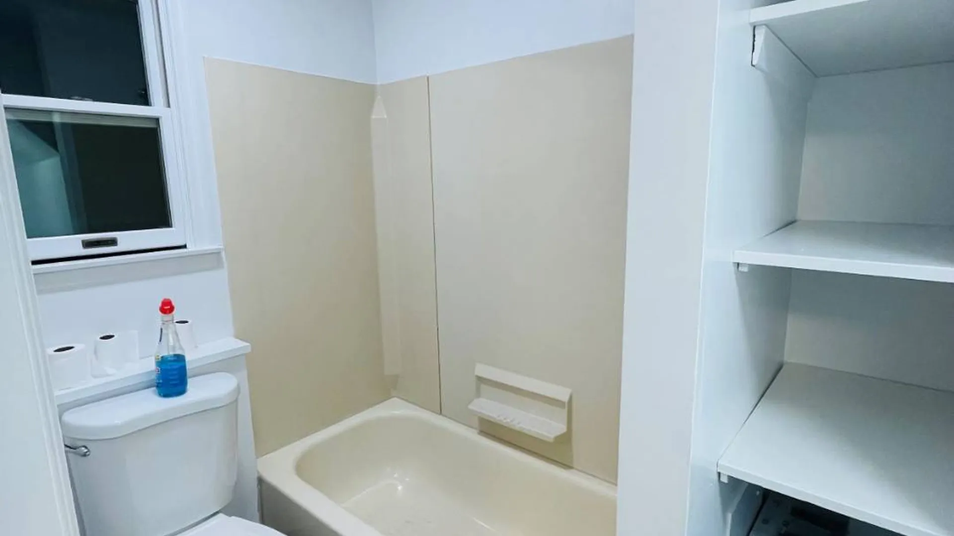 Property at 111 Glen Head Rd, Glen Head, NY 11545 8