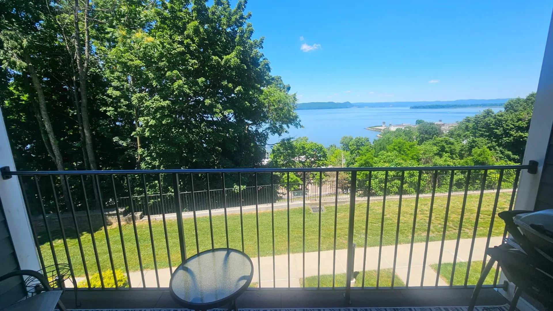 Property at 23 Hudson Point Ln, Ossining, NY 10562 2
