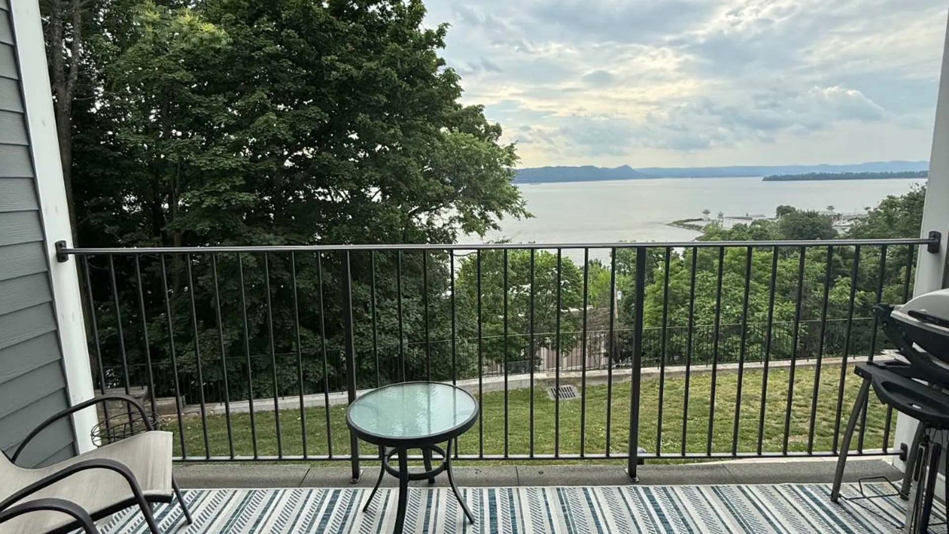 Property at 23 Hudson Point Ln, Ossining, NY 10562 6