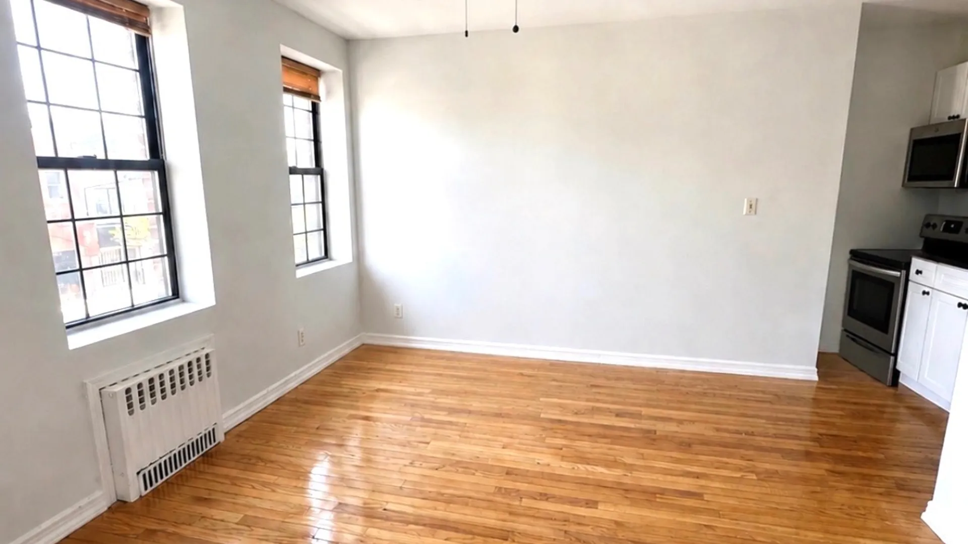 Property at 890 Beech St, Long Beach, NY 11561 2