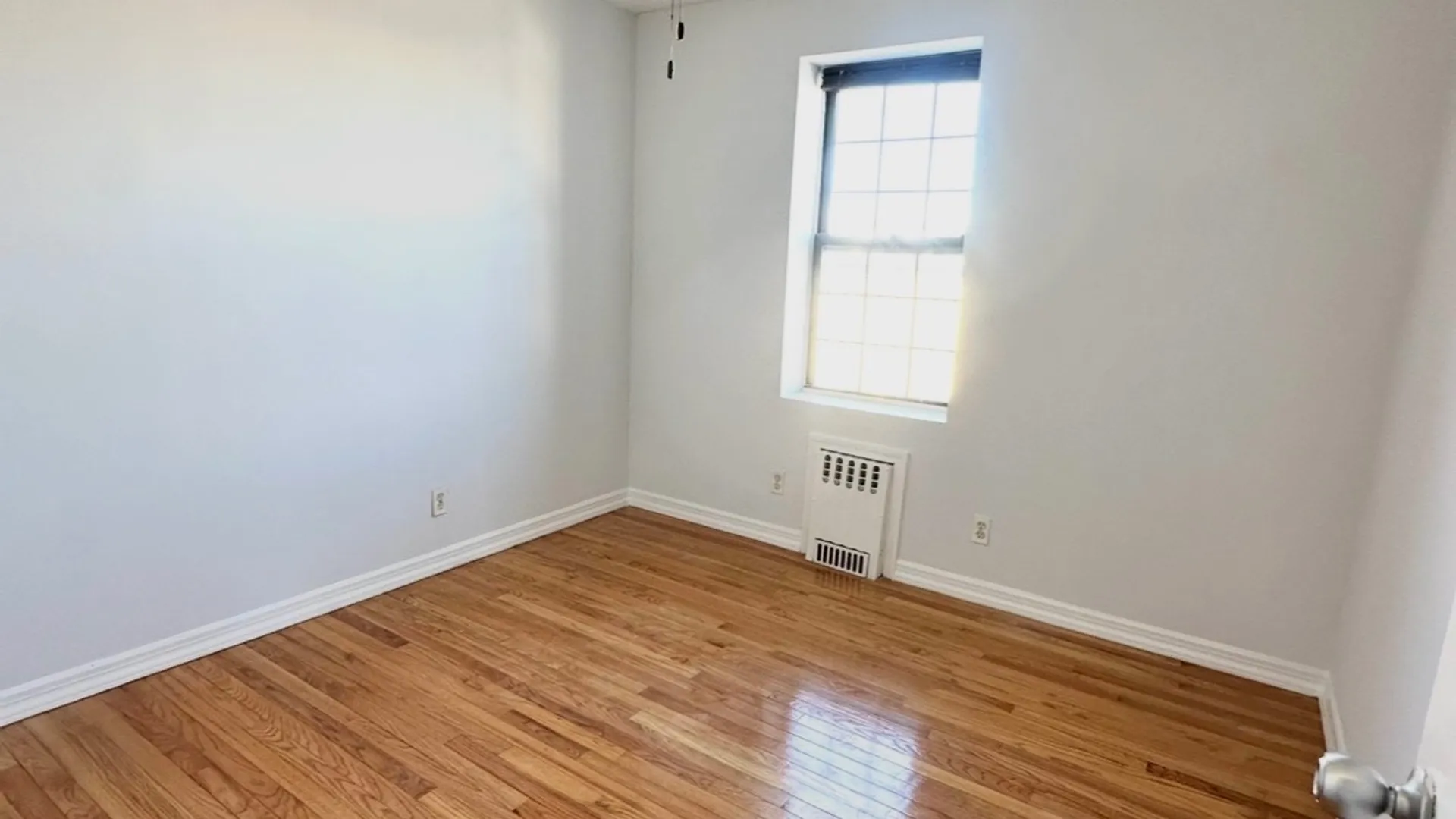 Property at 890 Beech St, Long Beach, NY 11561 6
