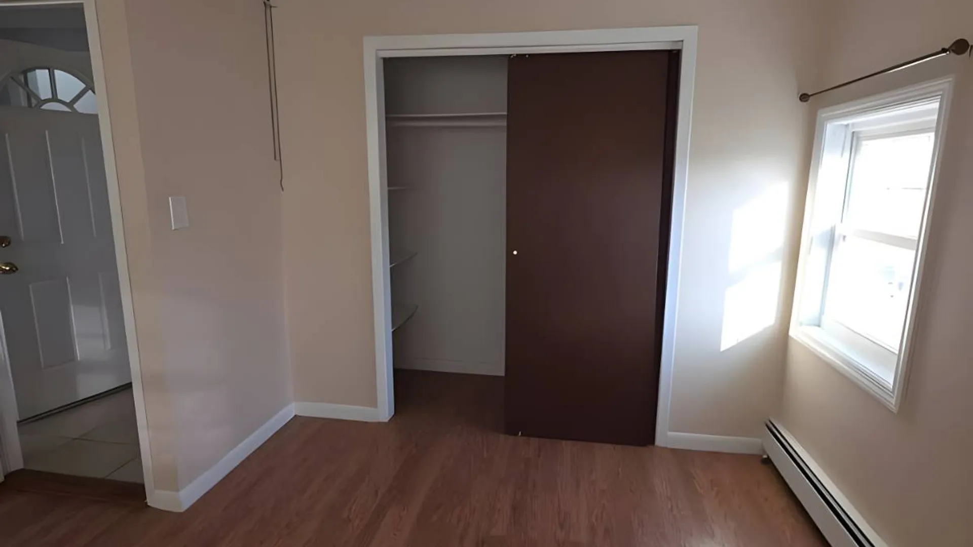 Property at 5 Walters Avenue, Syosset, NY 11791 10