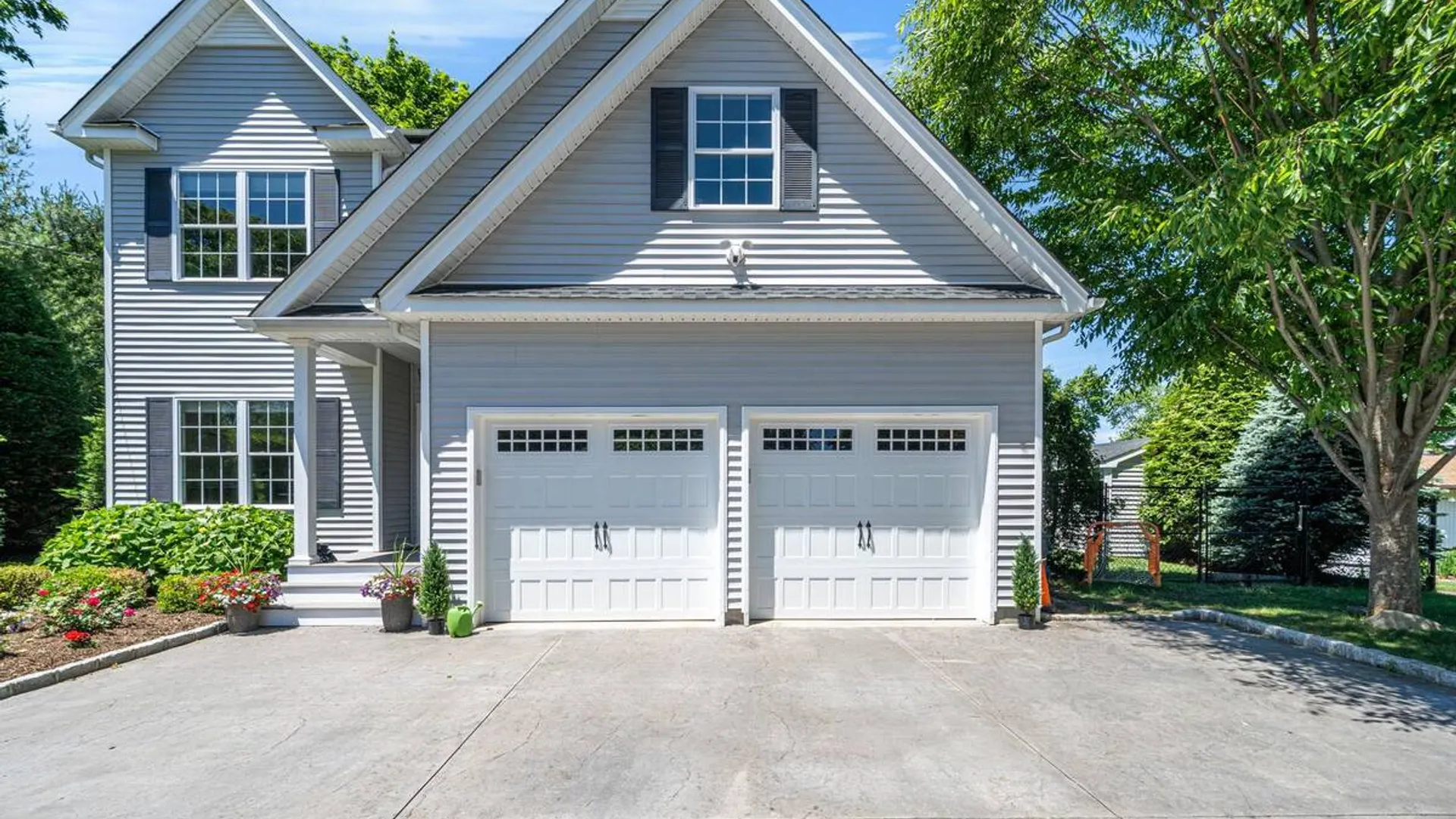 Property at 44 Merritts Path, Rocky Point, NY 11778 3