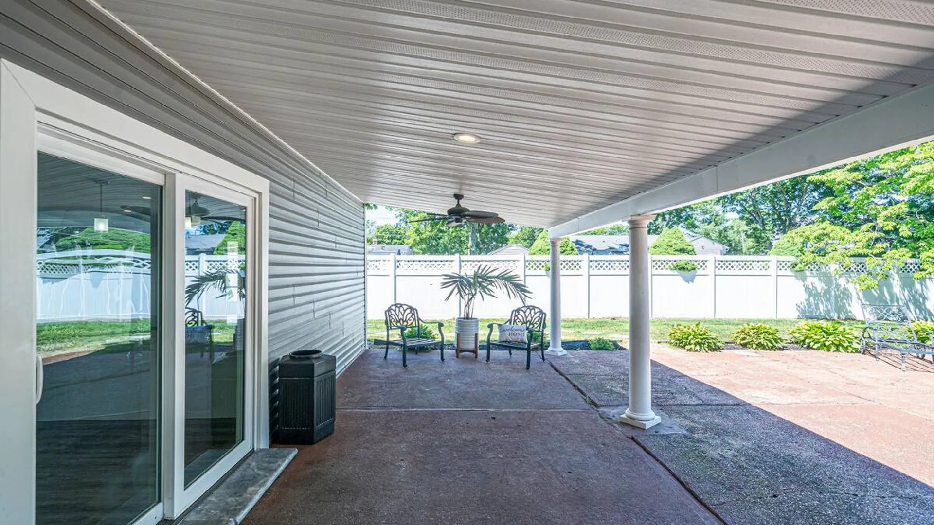 Property at 457 Peconic Street, Ronkonkoma, NY 11779 23