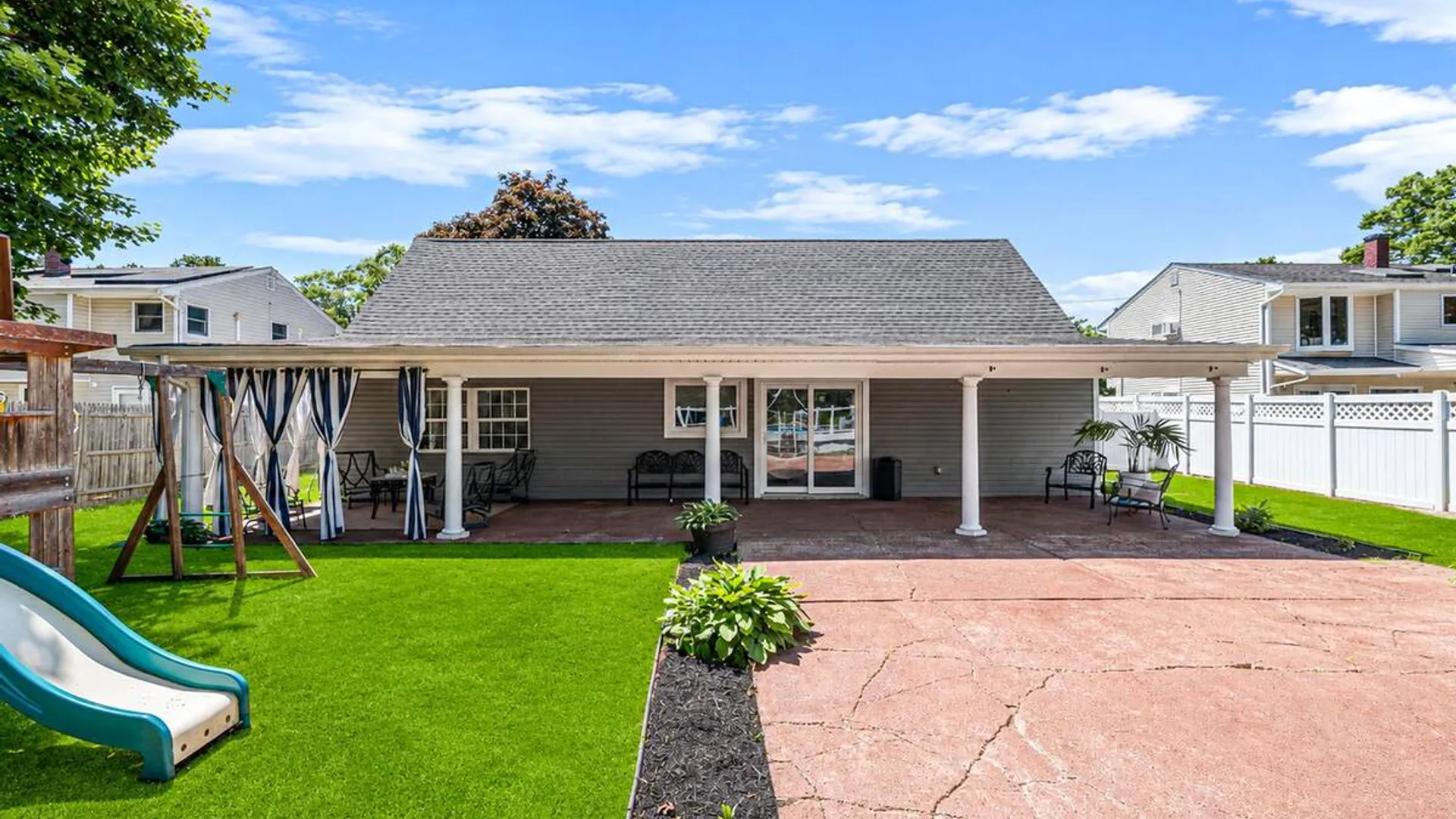 Property at 457 Peconic Street, Ronkonkoma, NY 11779 25