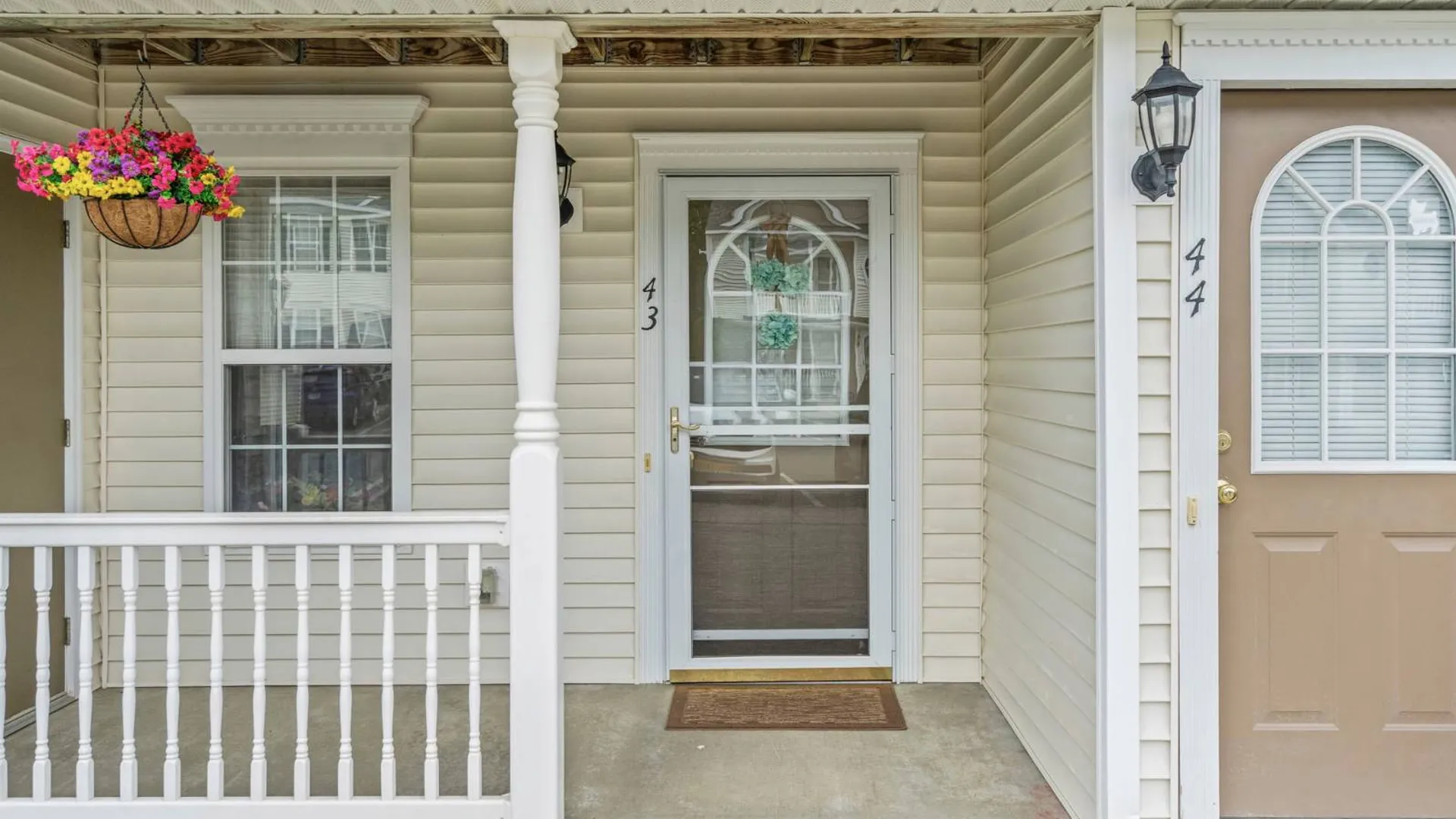 Property at 43 Morning Glory Way, Schenectady, NY 12306 3