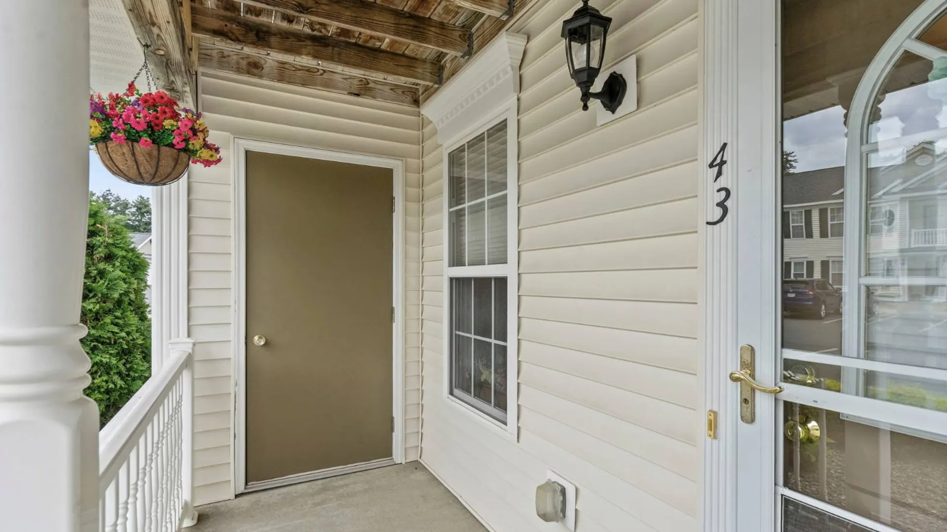 Property at 43 Morning Glory Way, Schenectady, NY 12306 4