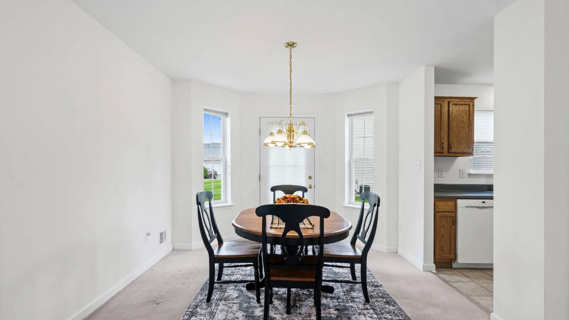 Property at 43 Morning Glory Way, Schenectady, NY 12306 9