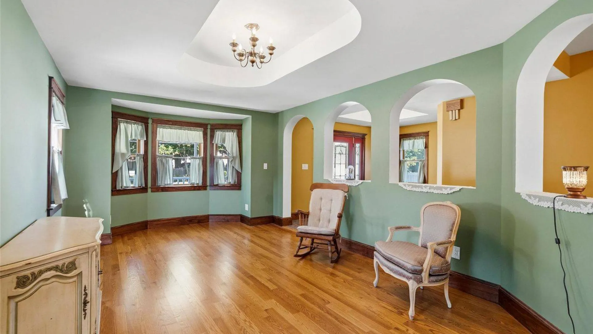 Property at 2185 Sycamore Ave, Ronkonkoma, NY 11779 14