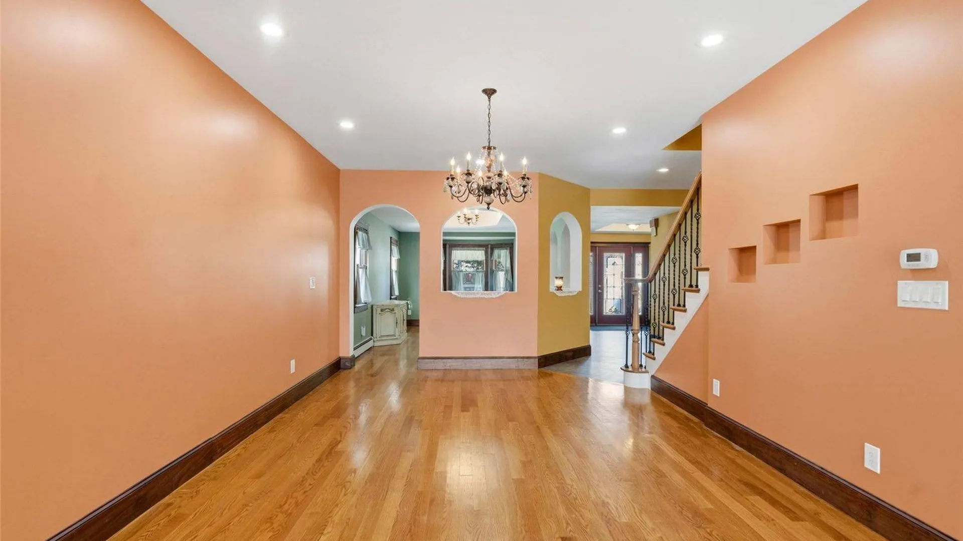 Property at 2185 Sycamore Ave, Ronkonkoma, NY 11779 18