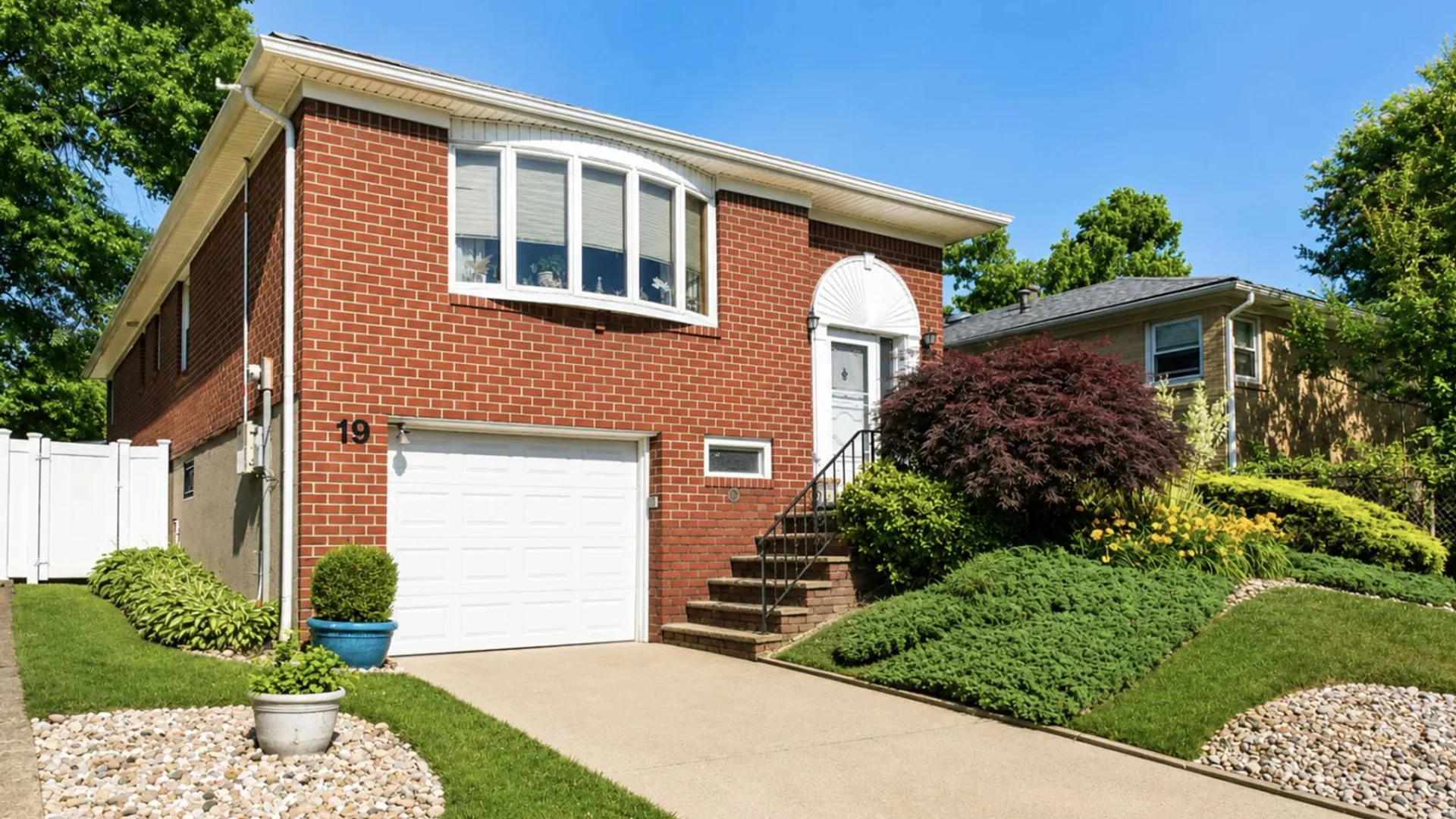 Property at 19 elias place, Staten Island, NY 10314 2