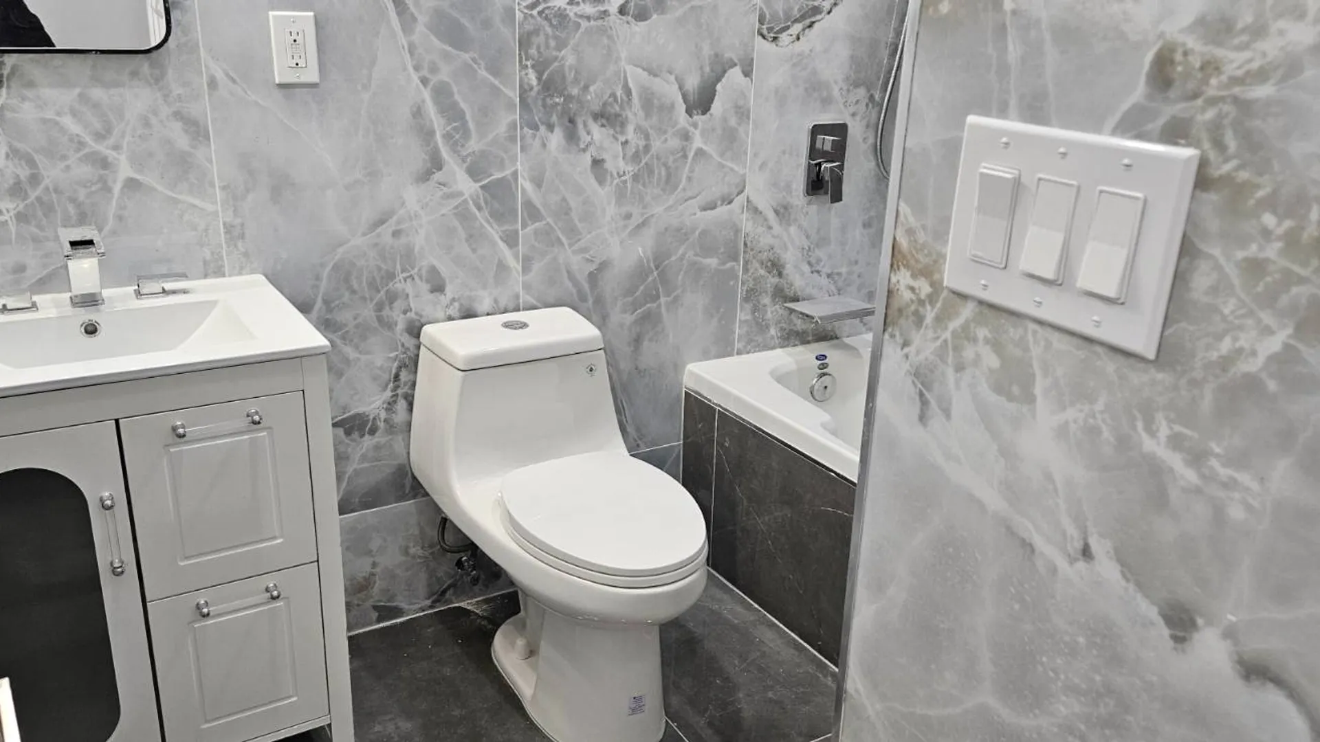 Property at 108-27 171st Pl, Jamaica, NY 11433 14