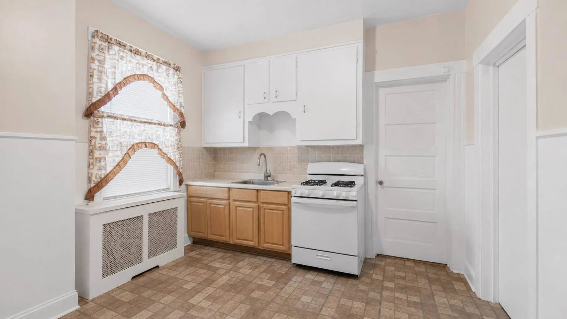 Property at 123 Oliver Ave, Yonkers, NY 10701 8
