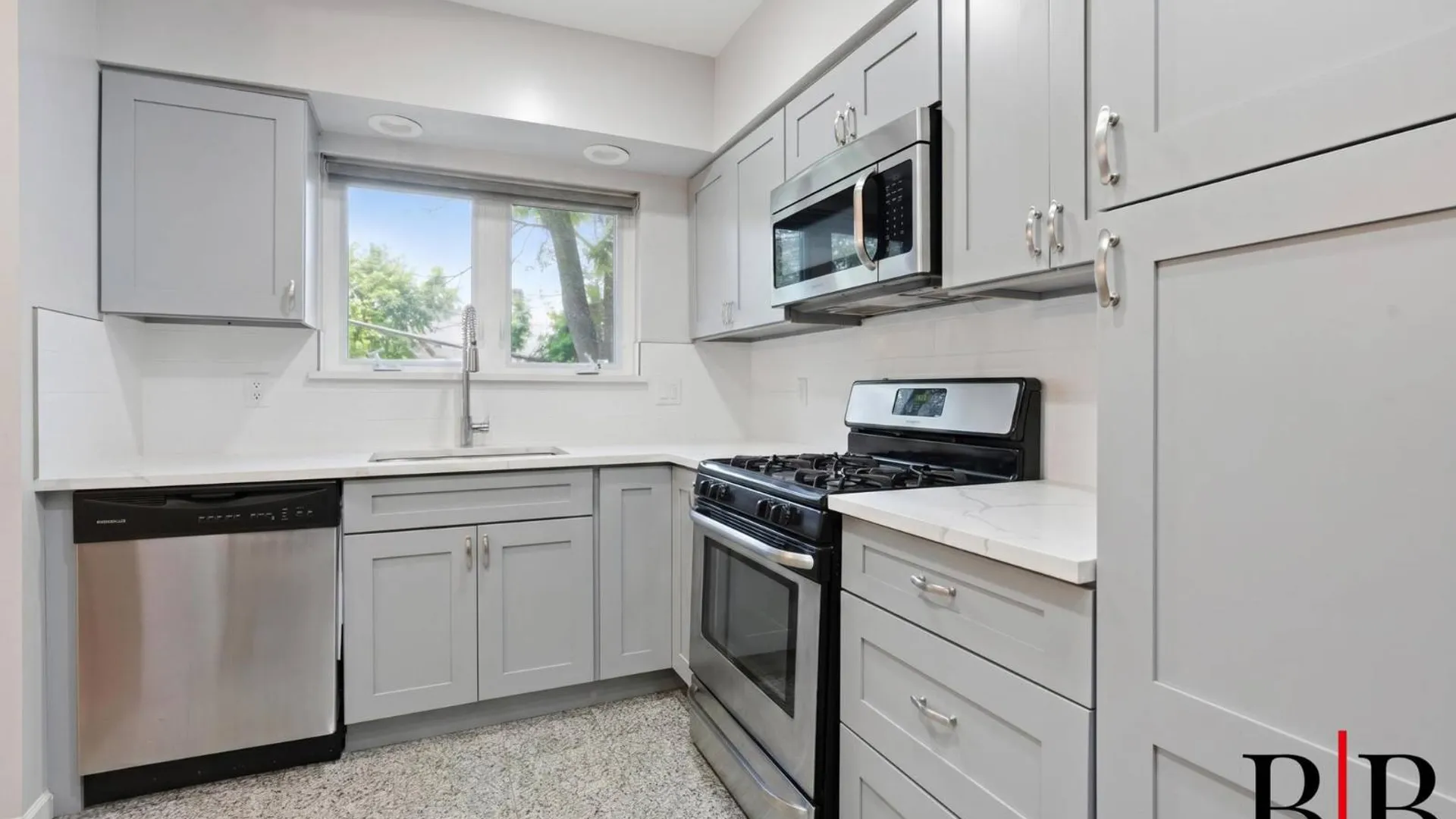 Property at 2612 East 28 Street, Brooklyn, NY 11235 10