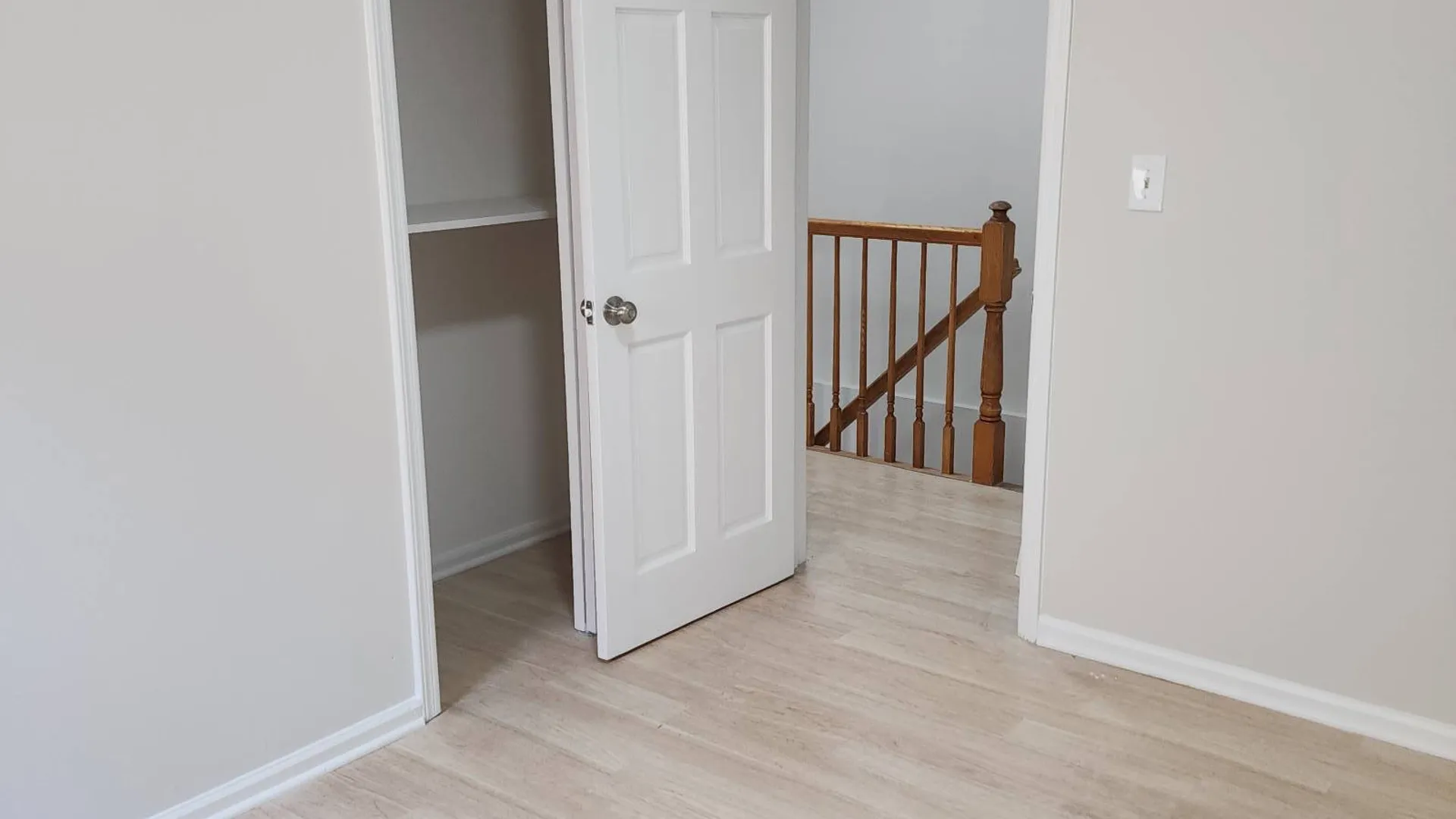 Property at 70 Elm Avenue Unit #Right, Mount Vernon, Ne, Mount Vernon, NY 10550 6