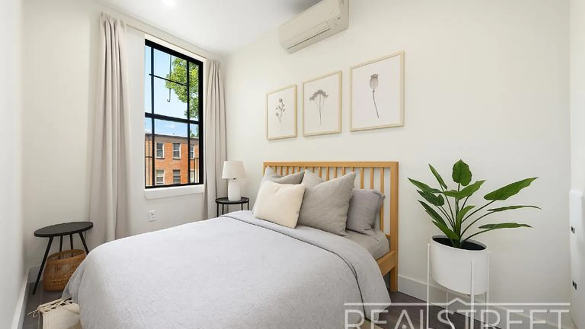 Property at 697 Dekalb Ave, BROOKLYN, NY 11216 4