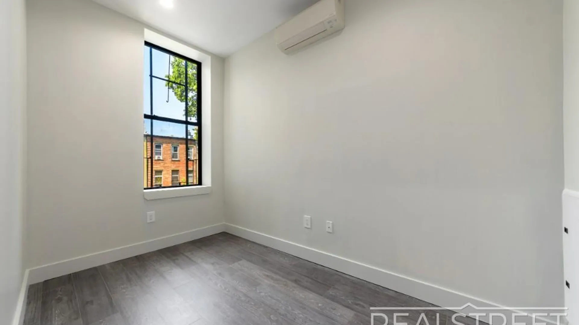 Property at 697 Dekalb Ave, BROOKLYN, NY 11216 7