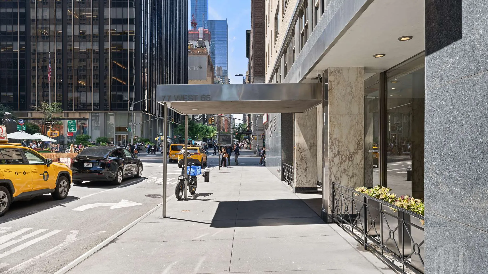 Property at 77 West 55th Street, New York, NY 10019 7