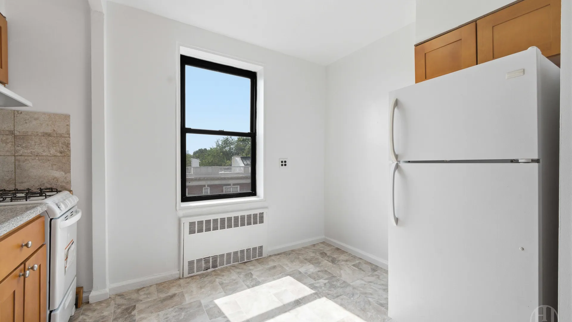 Property at 37 -27 86th St, Queens, NY 11372 18
