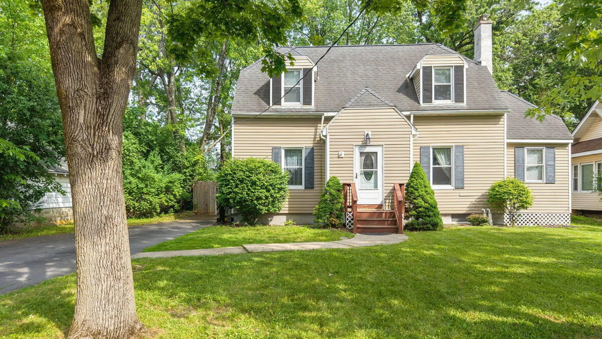Property at 102 Delaware Avenue, Rensselaer, NY 12144 2