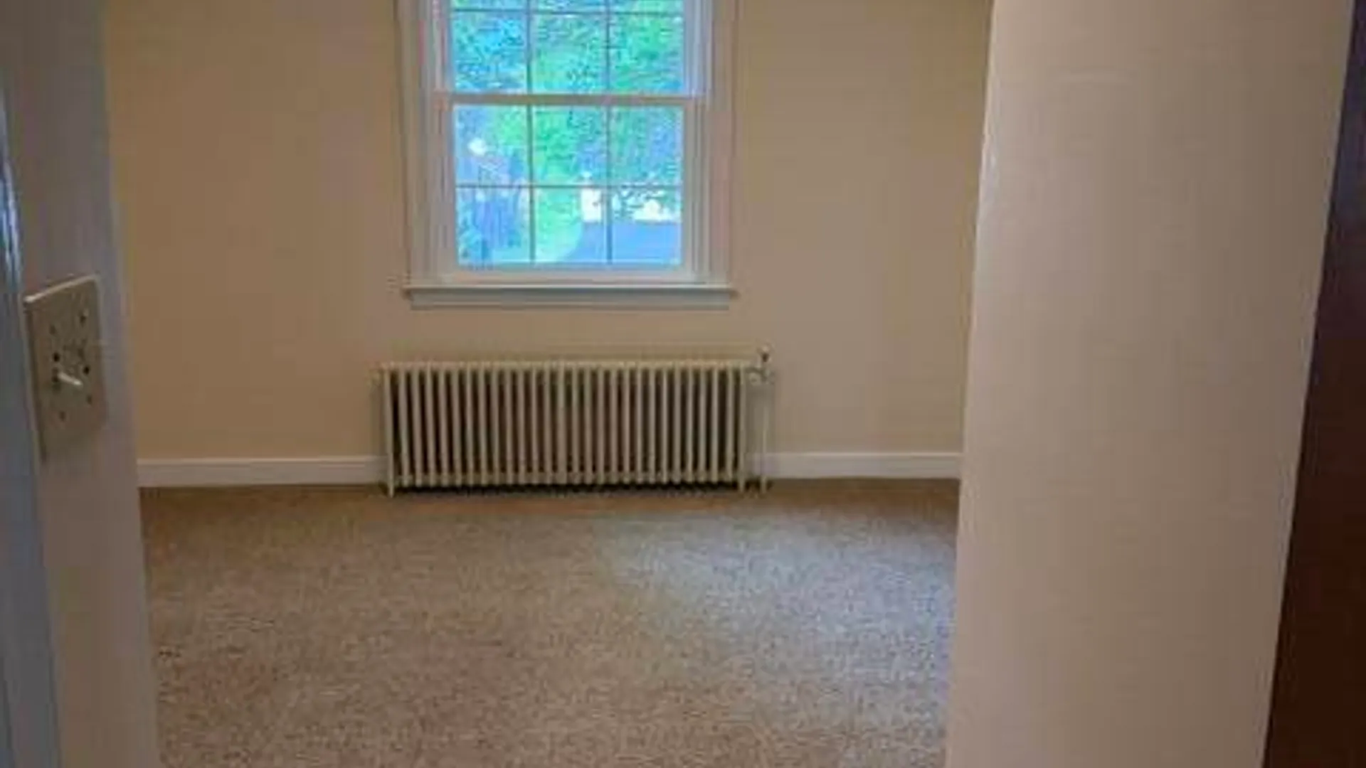 Property at 1366 Helderberg Avenue, Rotterdam, NY 12306 11