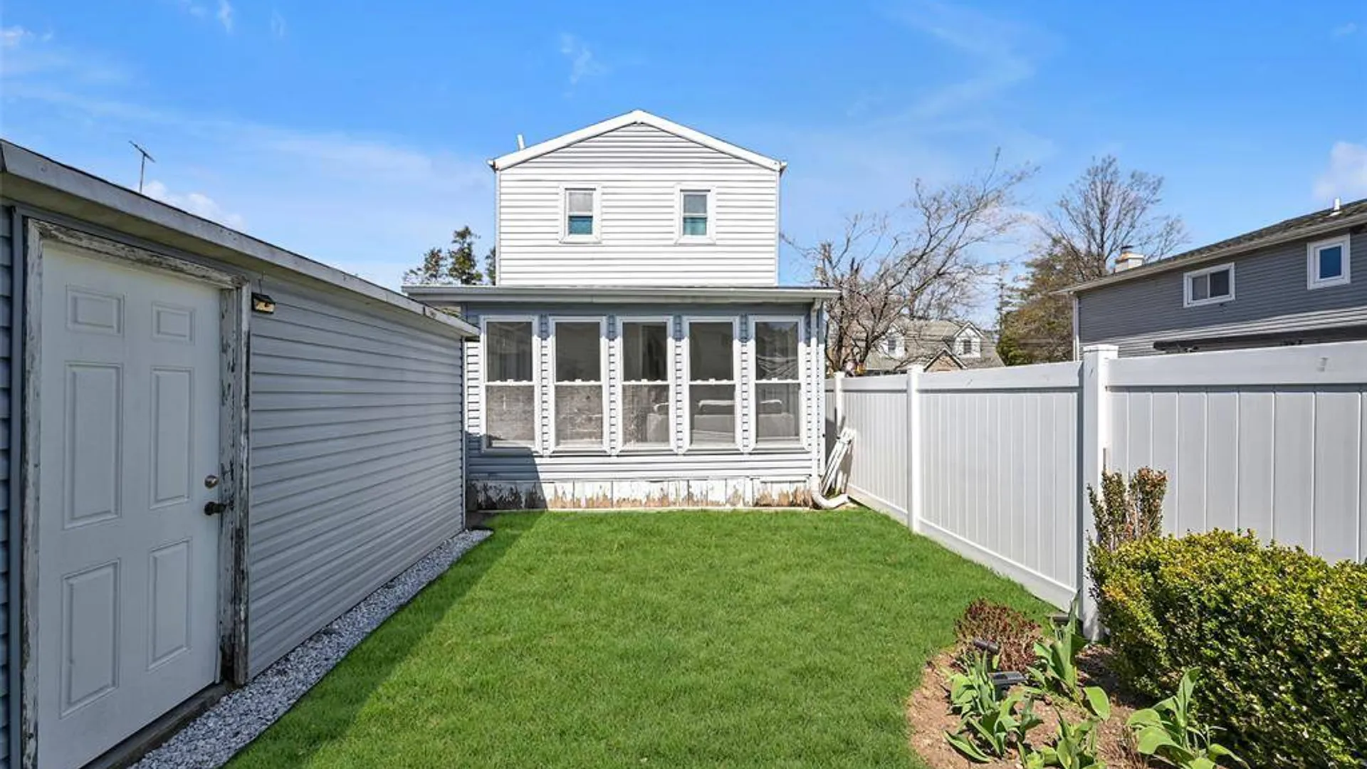 Property at 187 Memphis Avenue, South Floral Park, NY 11001 21