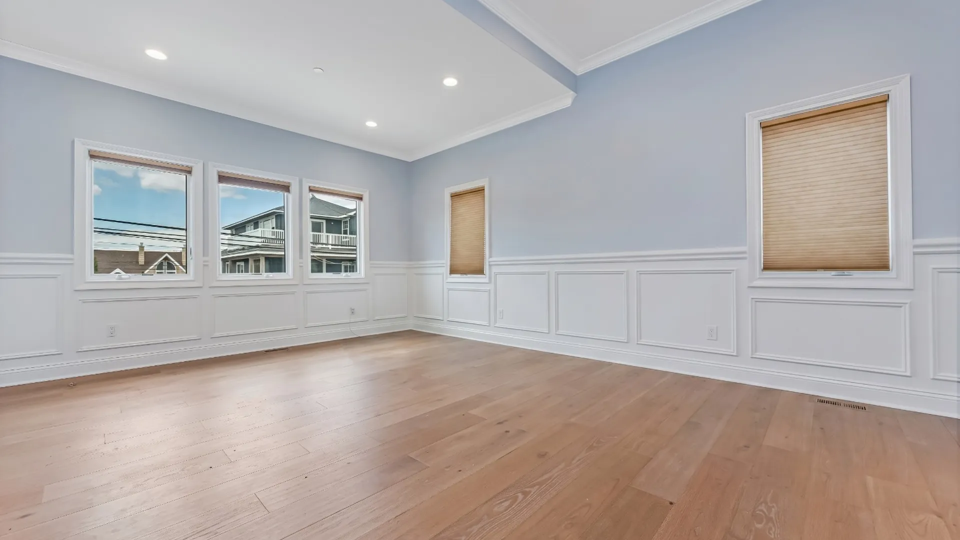 Property at 29 Bath, lido beach, NY 11561 10