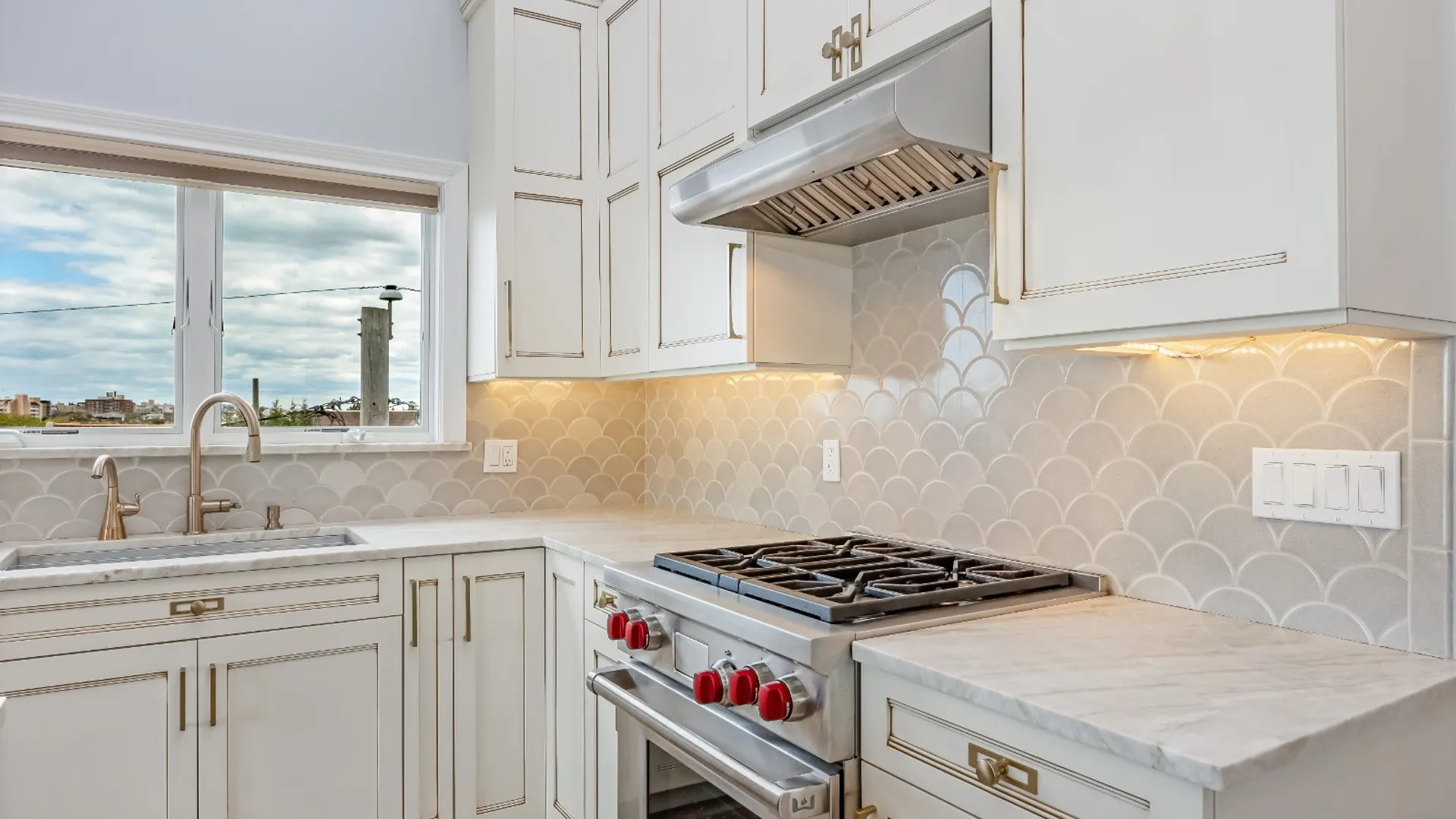 Property at 29 Bath, lido beach, NY 11561 30