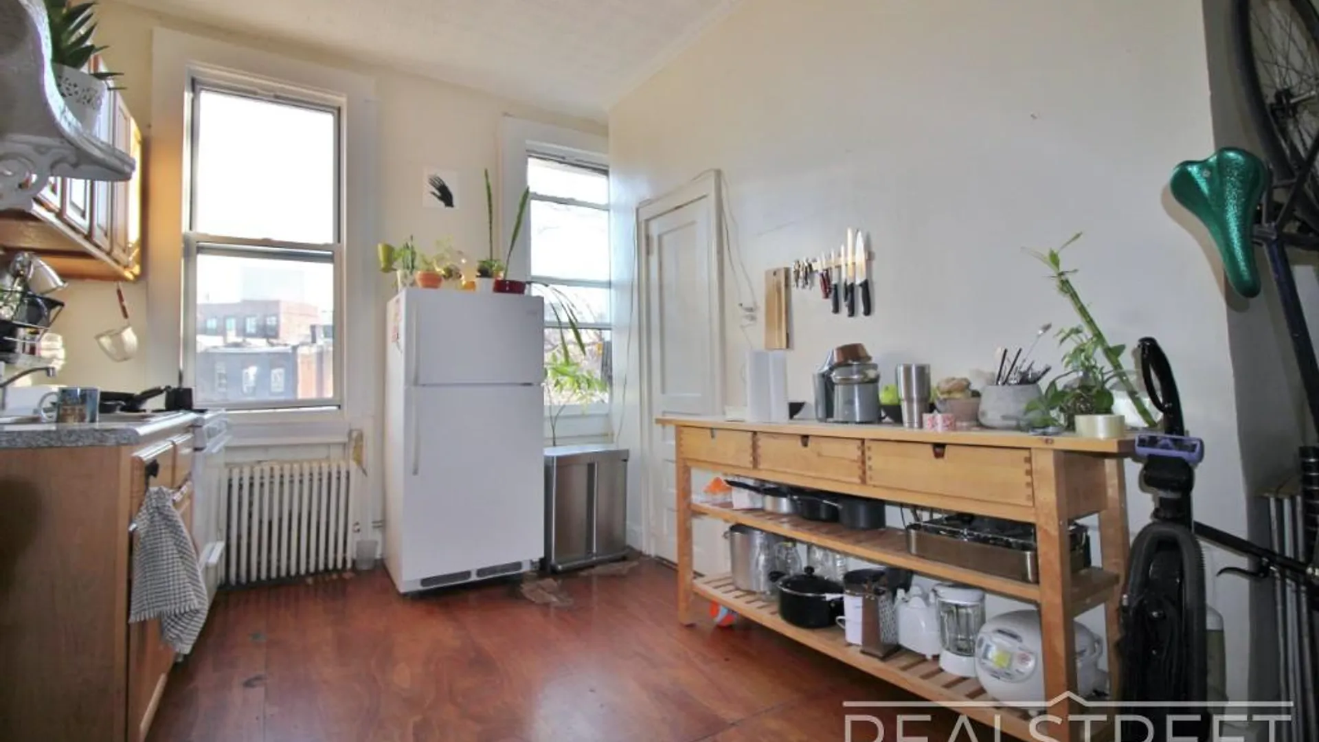 Property at 1154 Myrtle Avenue, Brooklyn, NY 11221 4