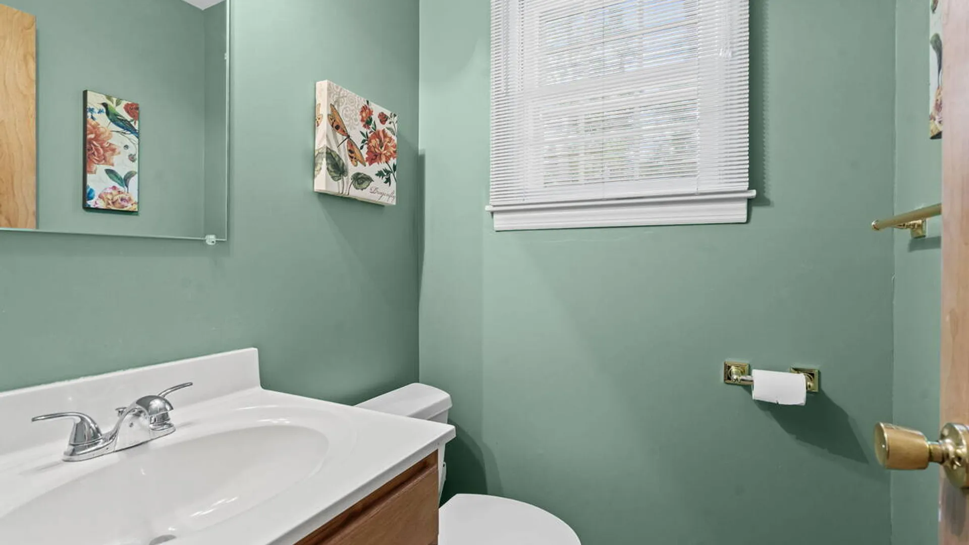 Property at 21 Laury Lane, Glenville, NY 12302 16