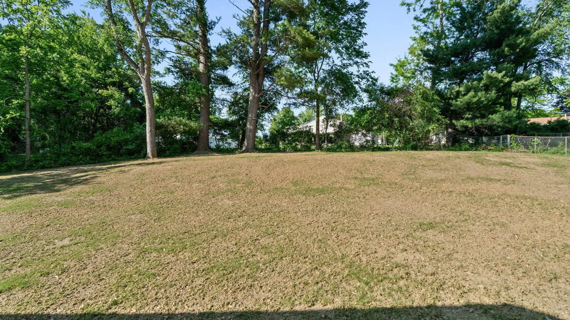 Property at 21 Laury Lane, Glenville, NY 12302 32