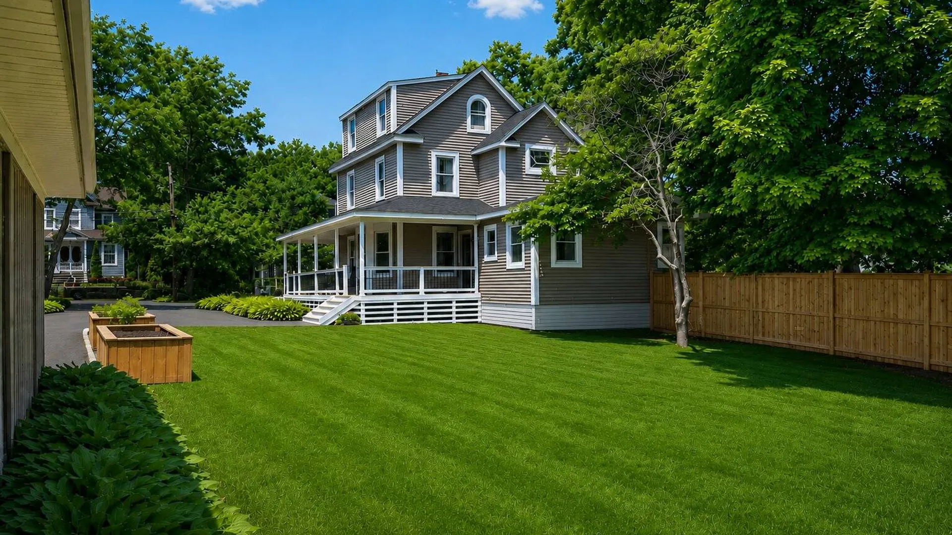 Property at 11 Gilbert St, Northport, NY 11768 28