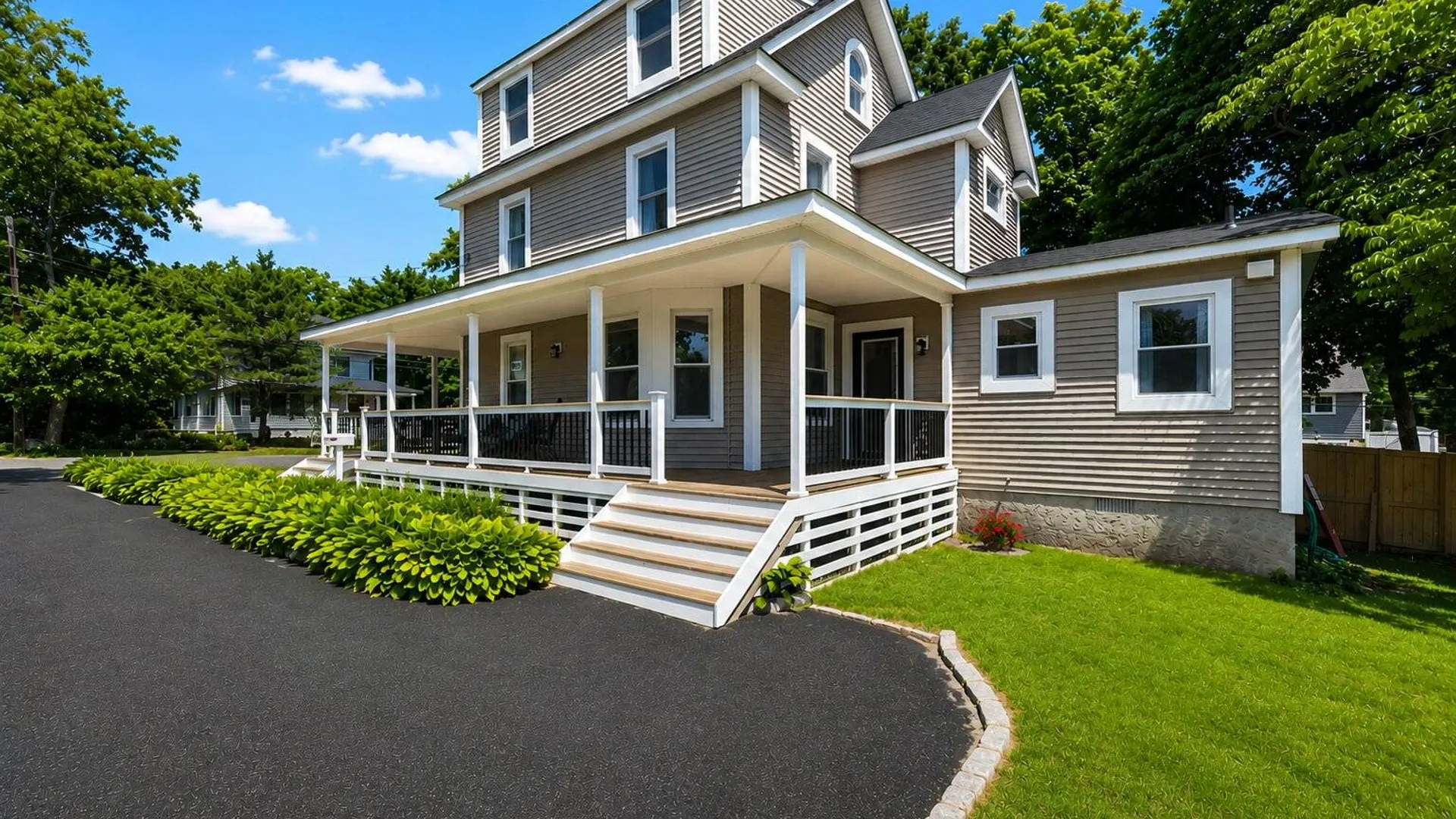 Property at 11 Gilbert St, Northport, NY 11768 29