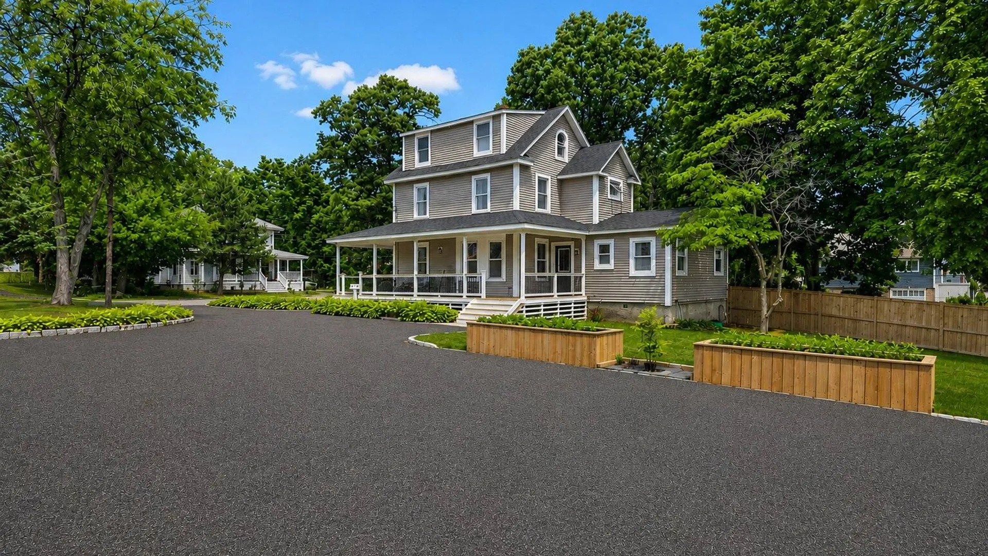 Property at 11 Gilbert St, Northport, NY 11768 35