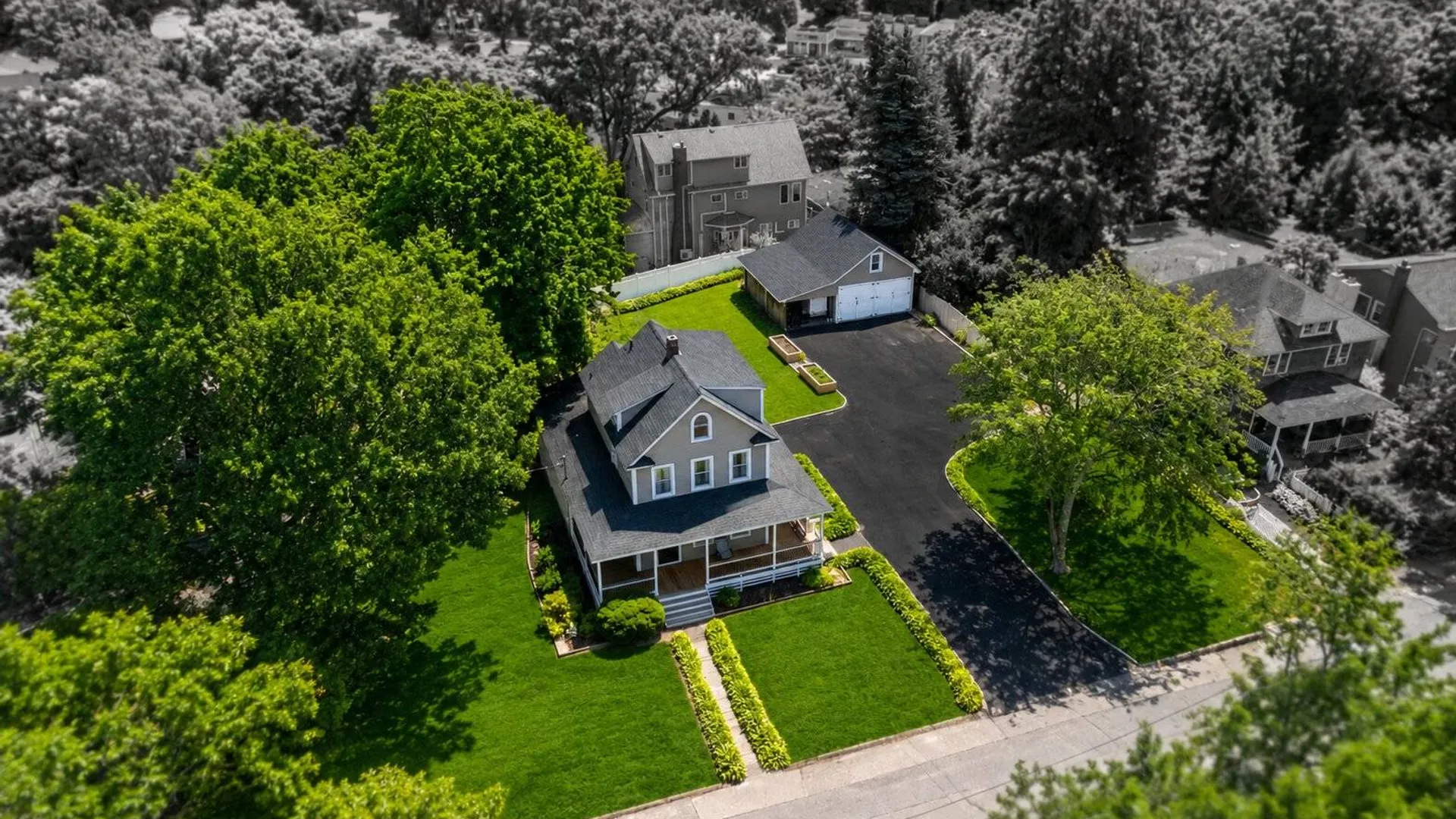 Property at 11 Gilbert St, Northport, NY 11768 37