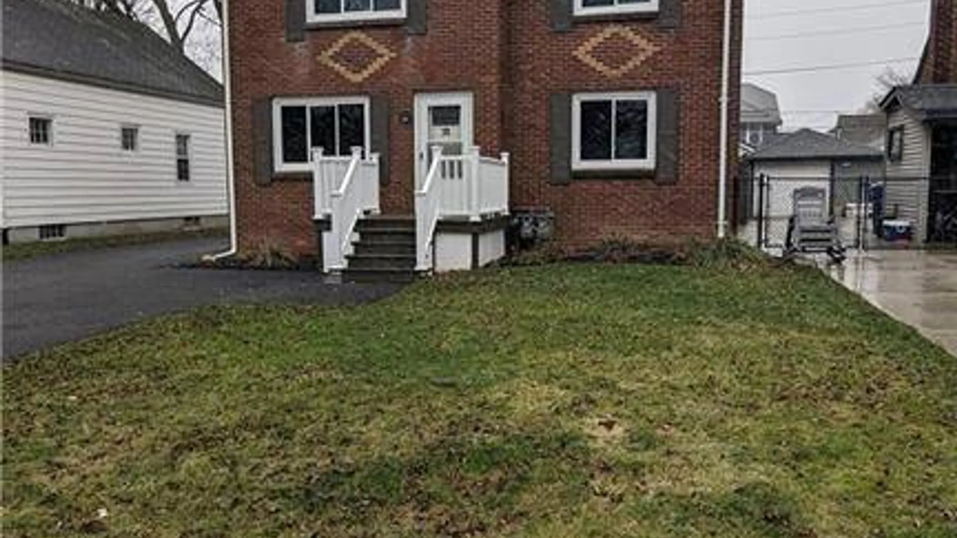 Property at 78 Kirkwood Dr, Buffalo, NY 14224 5