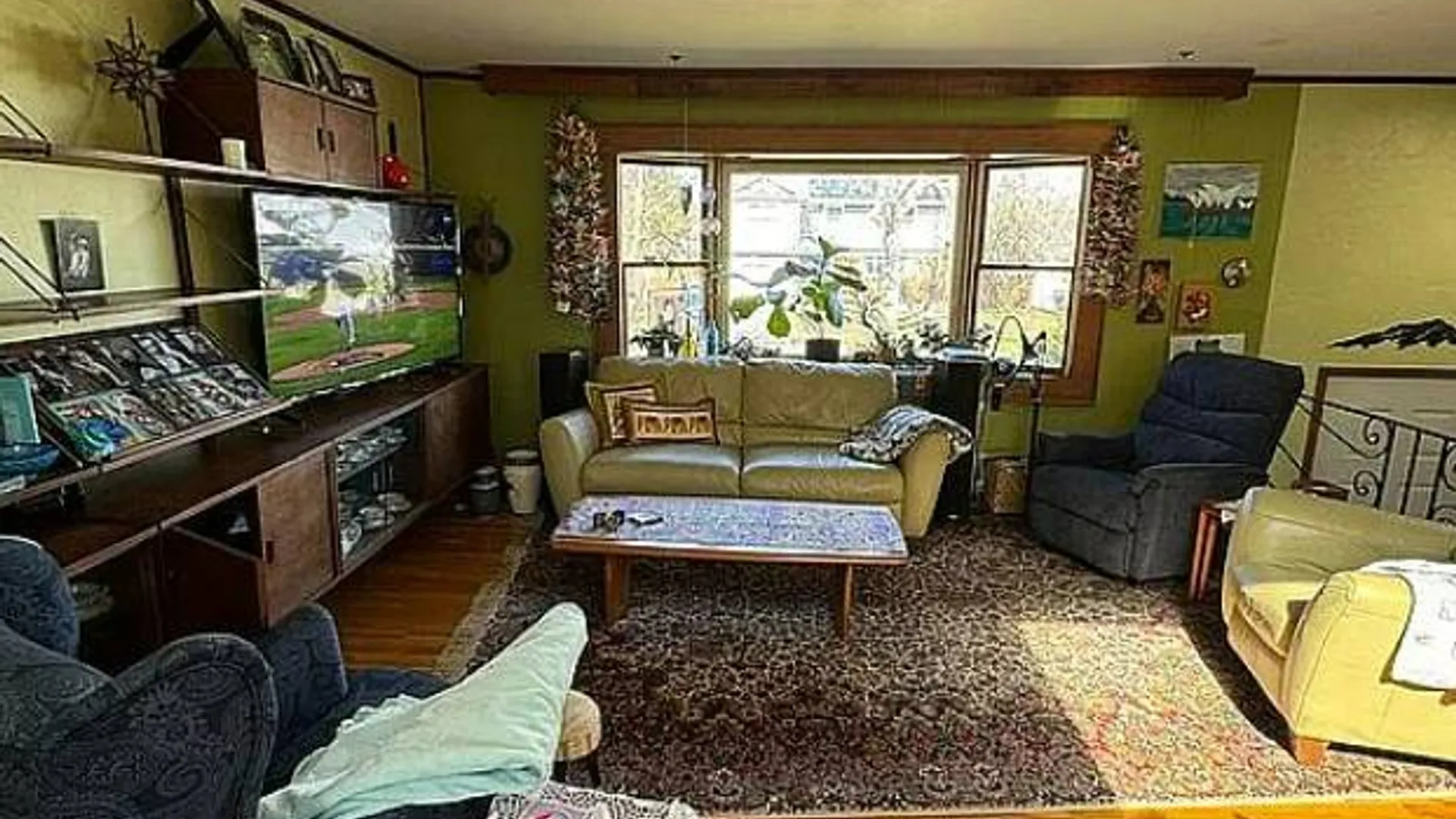 Property at 14 Dedham Pl, Kings Park, NY 11754 7