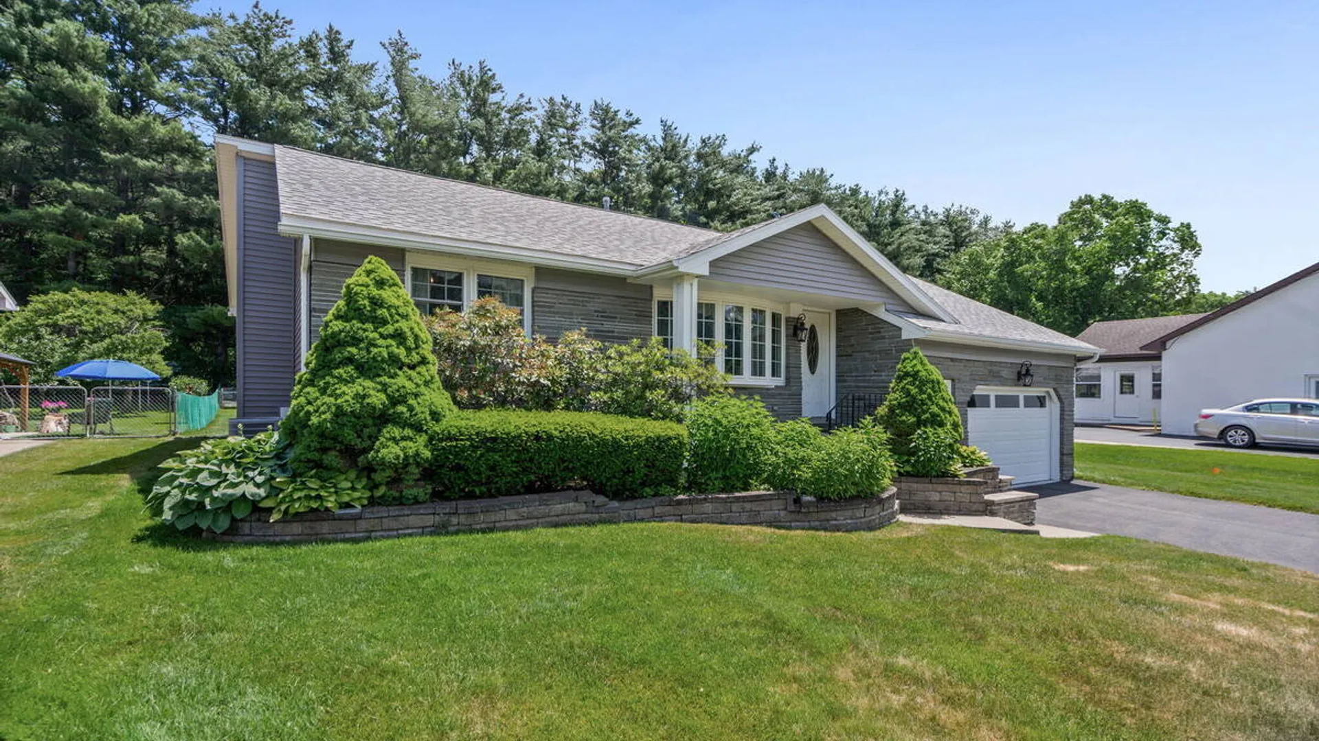 Property at 1037 St Lucille Drive, Rotterdam, NY 12306 43