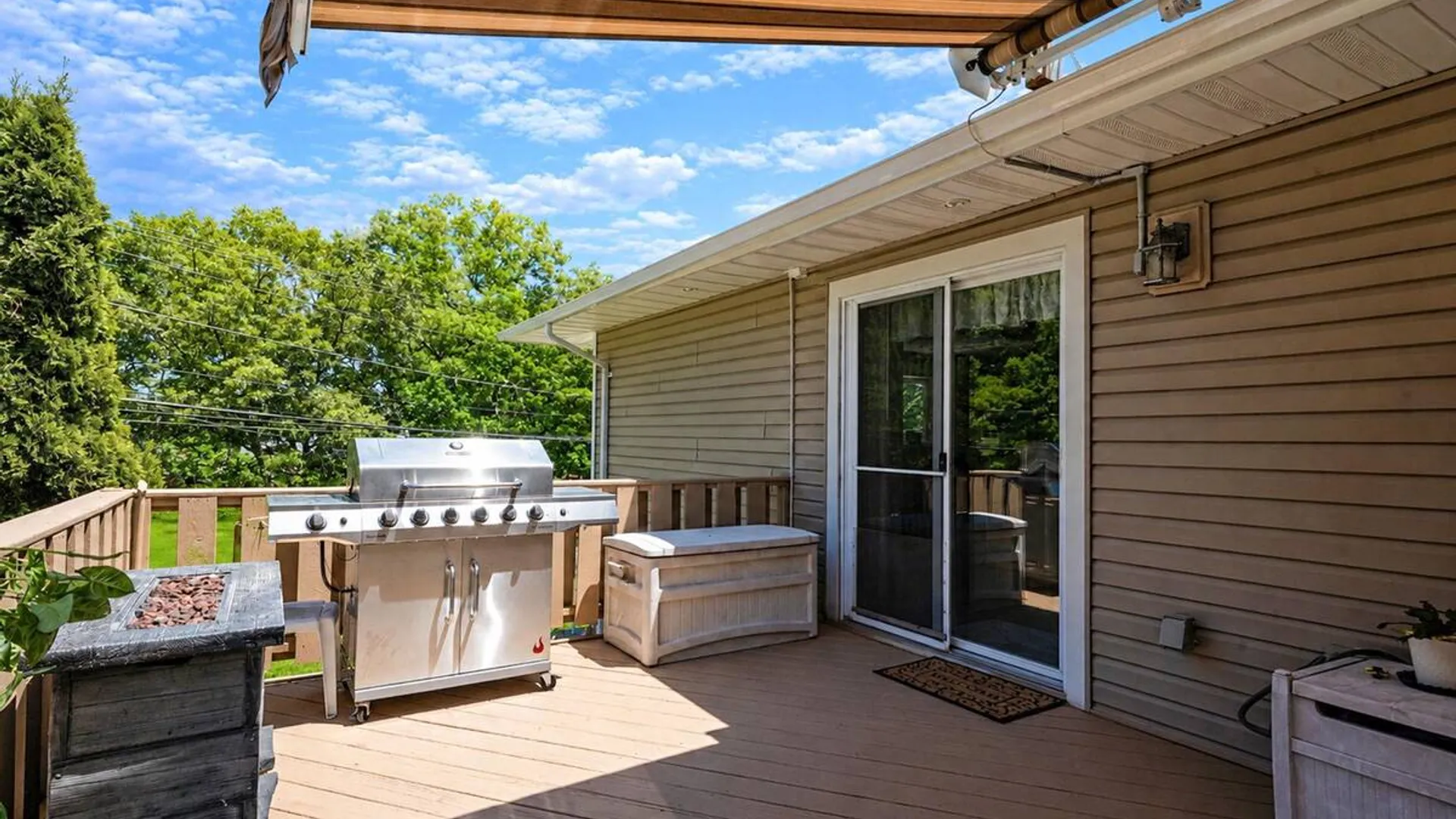 Property at 34 Leeds Boulevard, Farmingville, NY 11738 15