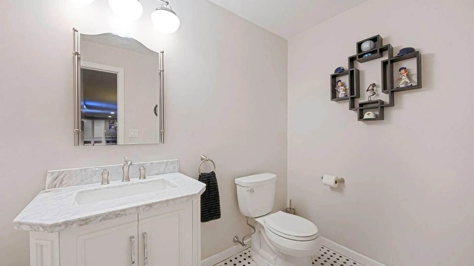 Property at 1 Peter Street, Coram, NY 11727 22
