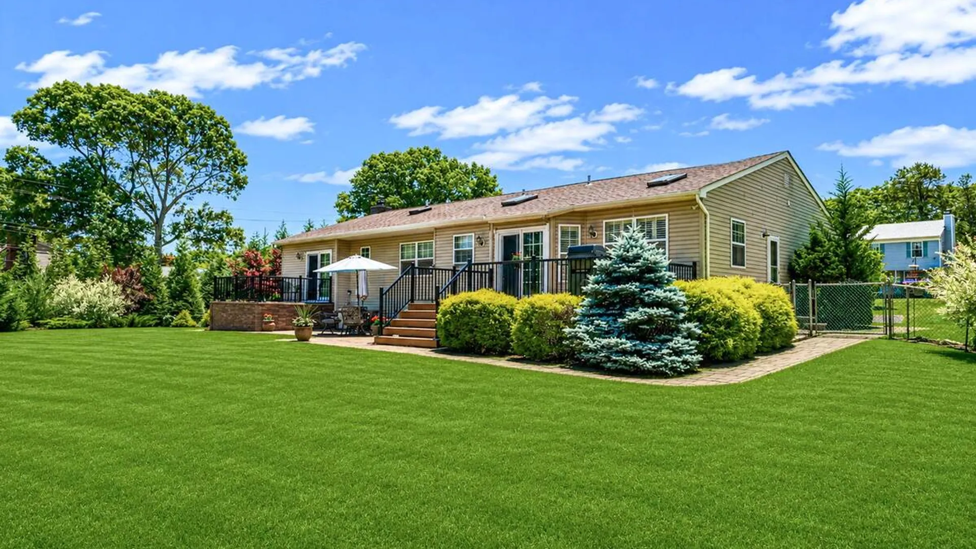Property at 1 Peter Street, Coram, NY 11727 29